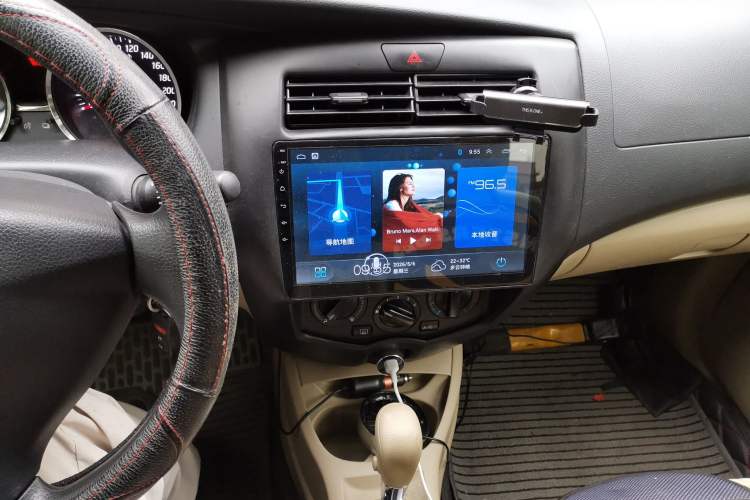 Used Nissan Livina 2015 1.6XE CVT Comfort Edition Audio And AC Panel
