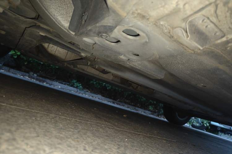Used Nissan Livina 2015 1.6XE Manual Comfort Edition Chassis Front Left