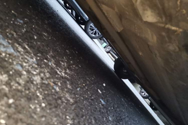Used Nissan Livina 2015 1.6XE Manual Comfort Connect Edition Chassis Front Left