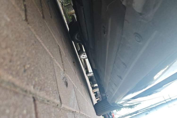 Used Nissan Livina 2015 1.6XE Manual Comfort Edition Chassis Front Left