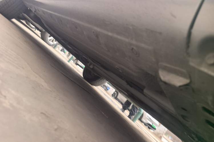 Used Nissan Livina 2015 1.6XE Manual Comfort Edition Chassis Front Right