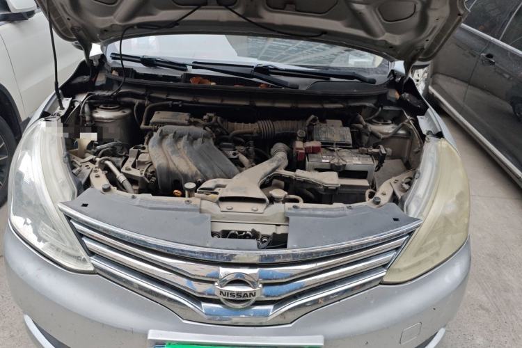 Used Nissan Livina 2015 1.6XE CVT Comfort Edition Engine Bay