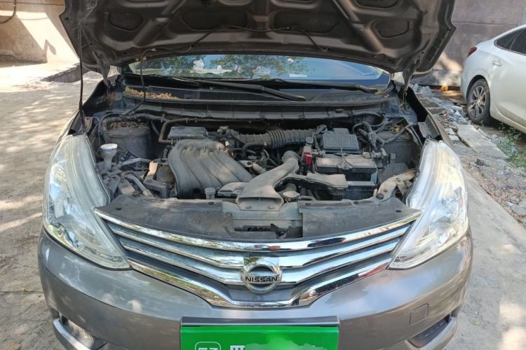 Used Nissan Livina 2015 1.6XE CVT Comfort Edition Engine Bay