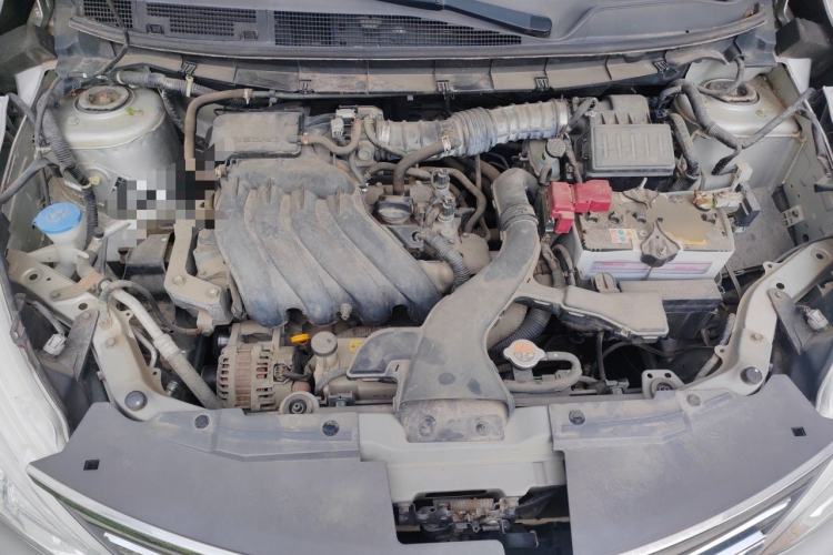 Used Nissan Livina 2015 1.6XE Manual Comfort Edition Engine Bay