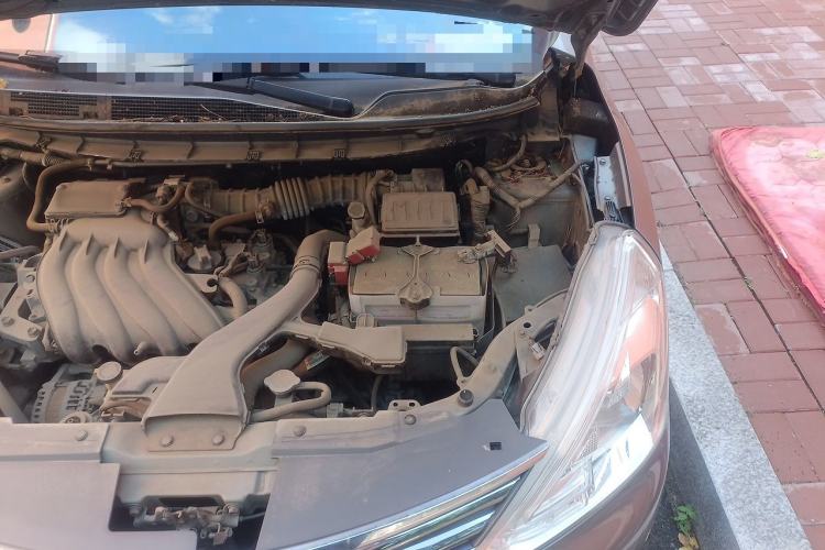 Used Nissan Livina 2015 1.6XE CVT Comfort Edition Engine Bay Left