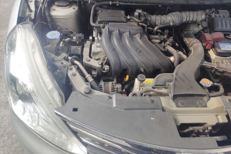 Used Nissan Livina 2015 1.6XE CVT Comfort Edition Engine Bay Right