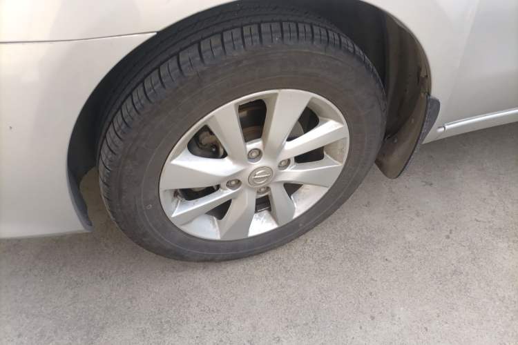 Used Nissan Livina 2015 1.6XE CVT Comfort Edition Exterior 7