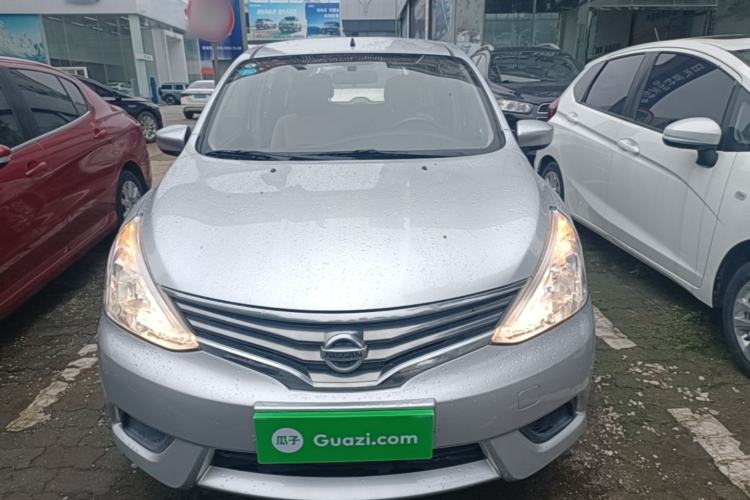Used Nissan Livina 2015 1.6XE Manual Comfort Edition Front