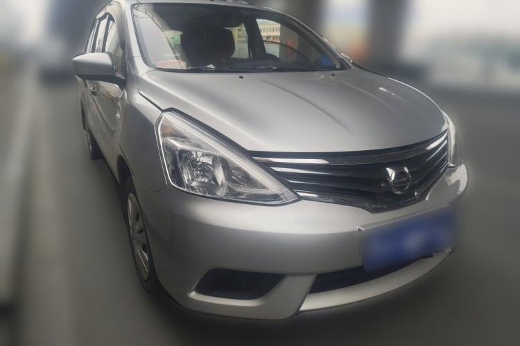 Used Nissan Livina 2015 1.6XE Manual Comfort Edition Front Right 45 Deg