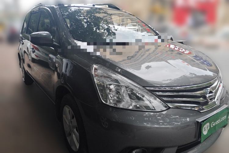 Used Nissan Livina 2015 1.6XE Manual Comfort Edition Front Right 45 Deg