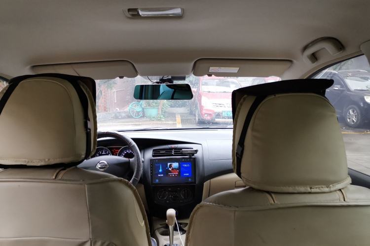 Used Nissan Livina 2015 1.6XE CVT Comfort Edition Headliner