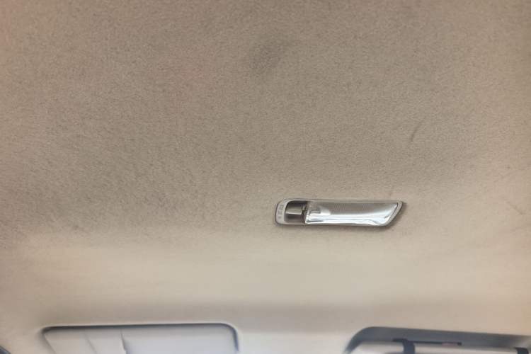 Used Nissan Livina 2015 1.6XE Manual Comfort Edition Headliner