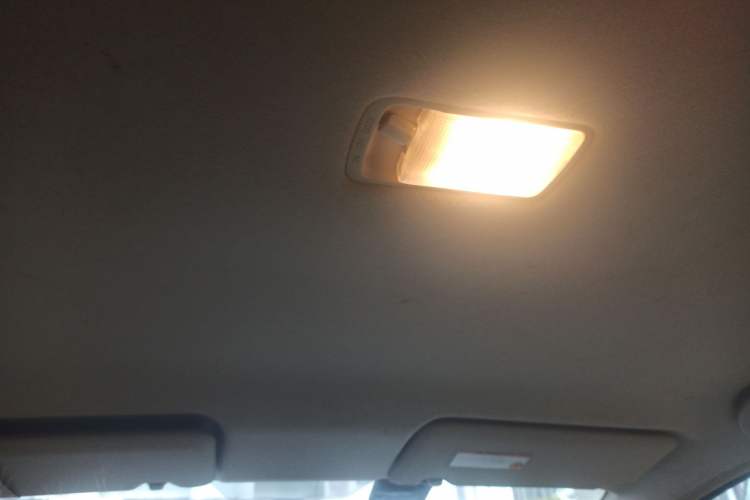 Used Nissan Livina 2015 1.6XE Manual Comfort Edition Headliner