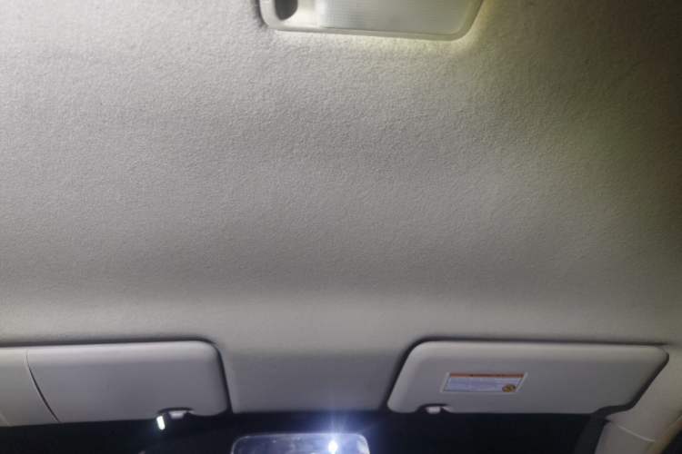 Used Nissan Livina 2015 1.6XE Manual Comfort Edition Headliner