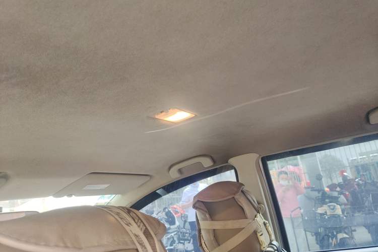 Used Nissan Livina 2015 1.6XE CVT Comfort Edition Headliner