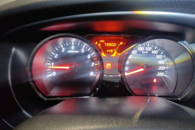 Used Nissan Livina 2015 1.6XE CVT Comfort Edition Instrument Cluster