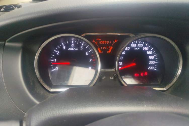 Used Nissan Livina 2015 1.6XE Manual Comfort Edition Instrument Cluster