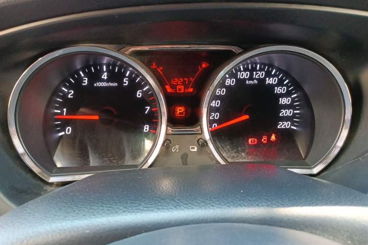 Used Nissan Livina 2015 1.6XE CVT Comfort Edition Instrument Cluster