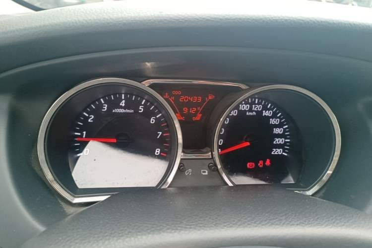 Used Nissan Livina 2015 1.6XE Manual Comfort Edition Instrument Cluster