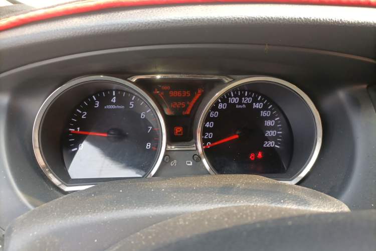 Used Nissan Livina 2015 1.6XE CVT Comfort Edition Instrument Cluster