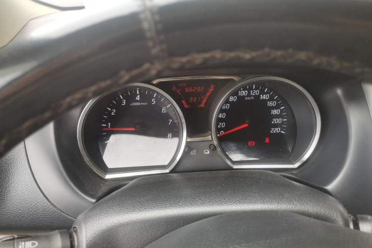 Used Nissan Livina 2015 1.6XE Manual Comfort Edition Instrument Cluster