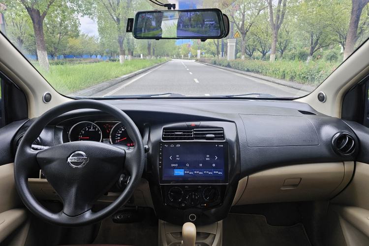 Used Nissan Livina 2015 1.6XE CVT Comfort Edition Interior 1