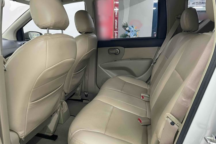 Used Nissan Livina 2015 1.6XE CVT Comfort Edition Interior 1