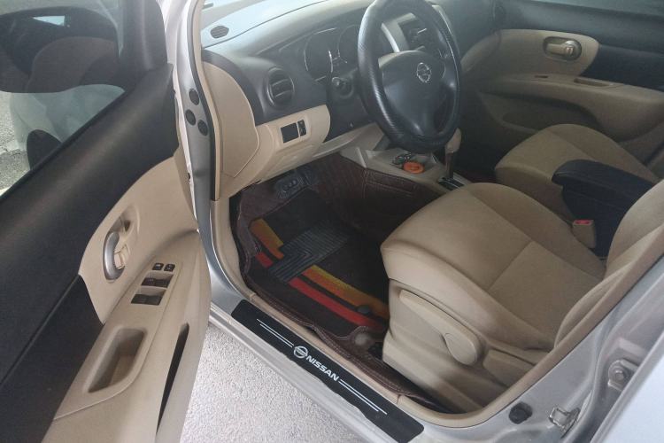 Used Nissan Livina 2015 1.6XE CVT Comfort Edition Interior 2