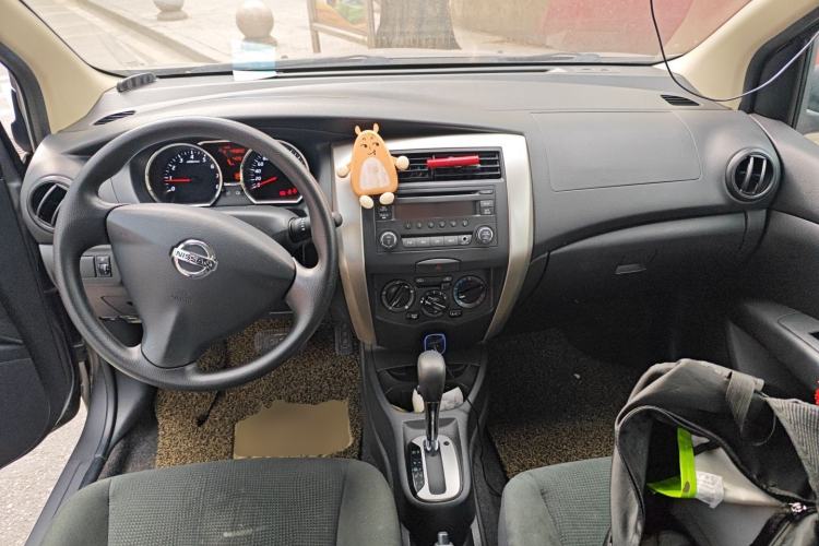 Used Nissan Livina 2015 1.6XE CVT Comfort Edition Interior 2