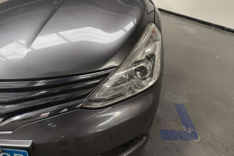 Used Nissan Livina 2015 1.6XE CVT Comfort Edition Left Front Headlight
