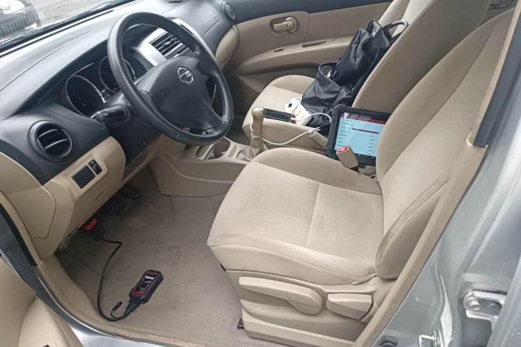Used Nissan Livina 2015 1.6XE Manual Comfort Edition Left Front Seat