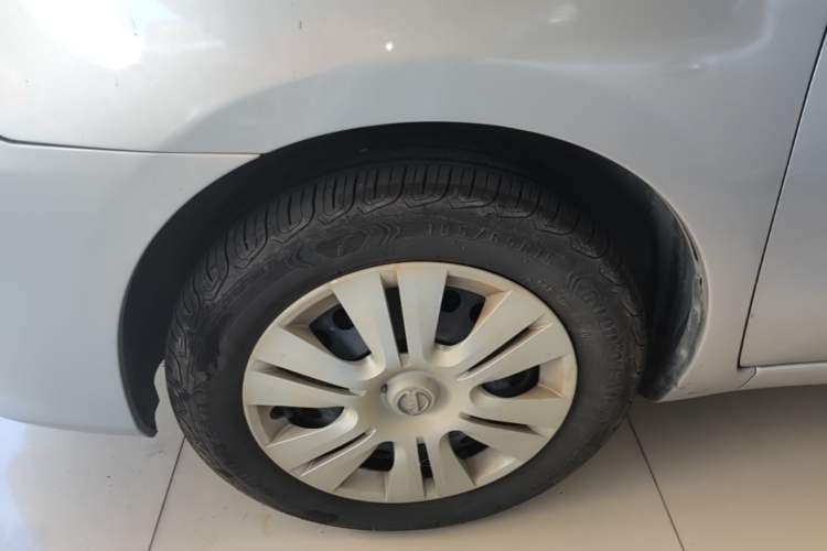 Used Nissan Livina 2015 1.6XE CVT Comfort Edition Left Front Wheel Hub