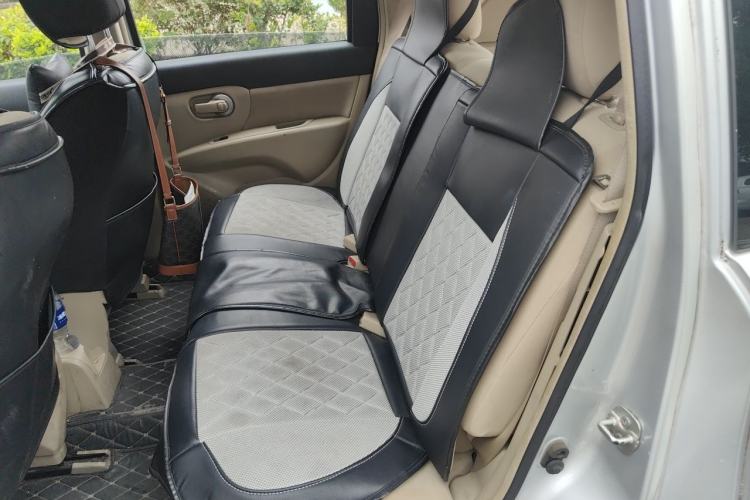 Used Nissan Livina 2015 1.6XE CVT Comfort Edition Left Rear Seat