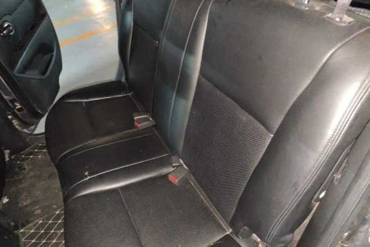 Used Nissan Livina 2015 1.6XE CVT Comfort Edition Left Rear Seat