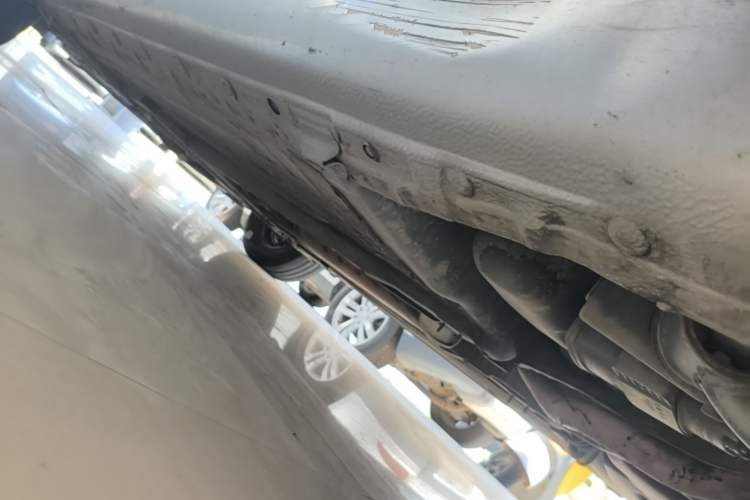 Used Nissan Livina 2015 1.6XE CVT Comfort Edition Left Side Sill