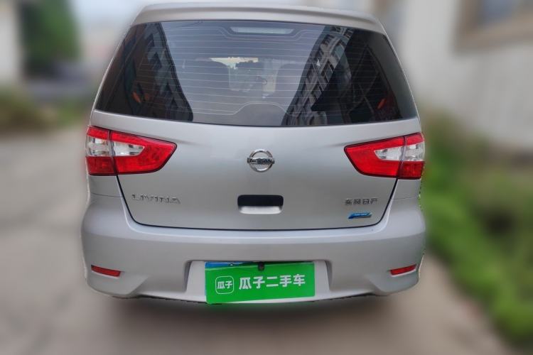 Used Nissan Livina 2015 1.6XE Manual Comfort Edition Rear