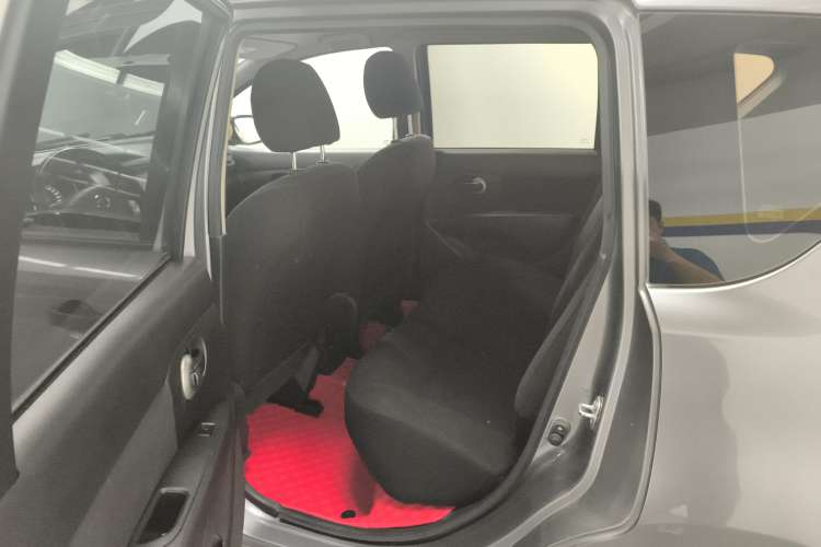 Used Nissan Livina 2015 1.6XE CVT Comfort Edition Right Rear Seat