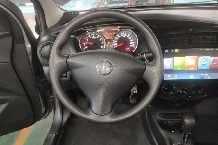Used Nissan Livina 2015 1.6XE CVT Comfort Edition Steering Wheel
