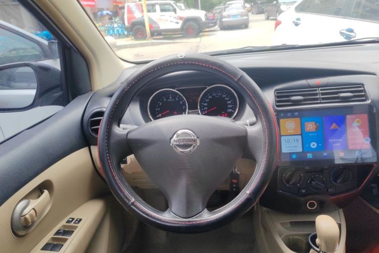 Used Nissan Livina 2015 1.6XE CVT Comfort Edition Steering Wheel