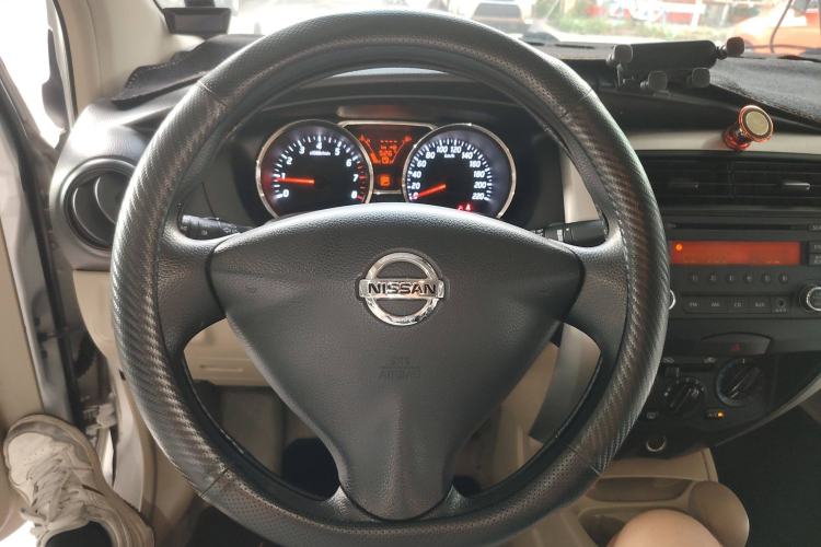 Used Nissan Livina 2015 1.6XE CVT Comfort Edition Steering Wheel
