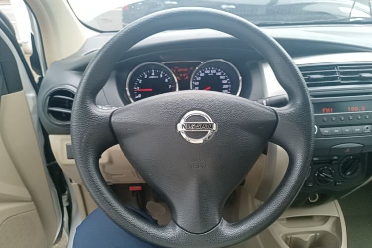 Used Nissan Livina 2015 1.6XE Manual Comfort Edition Steering Wheel