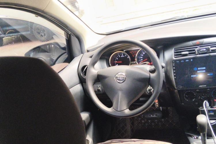 Used Nissan Livina 2015 1.6XE CVT Comfort Edition Steering Wheel
