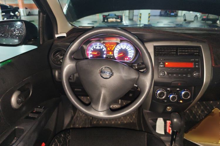 Used Nissan Livina 2015 1.6XE CVT Comfort Edition Steering Wheel