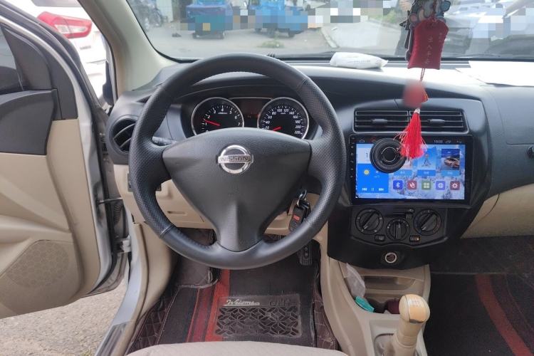 Used Nissan Livina 2015 1.6XE Manual Comfort Edition Steering Wheel