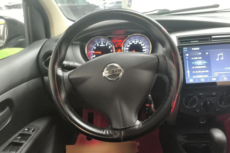Used Nissan Livina 2015 1.6XE CVT Comfort Edition Steering Wheel