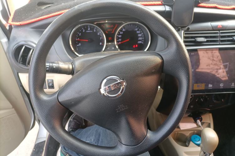 Used Nissan Livina 2015 1.6XE CVT Comfort Edition Steering Wheel