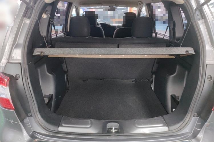 Used Nissan Livina 2015 1.6XE CVT Comfort Edition Trunk