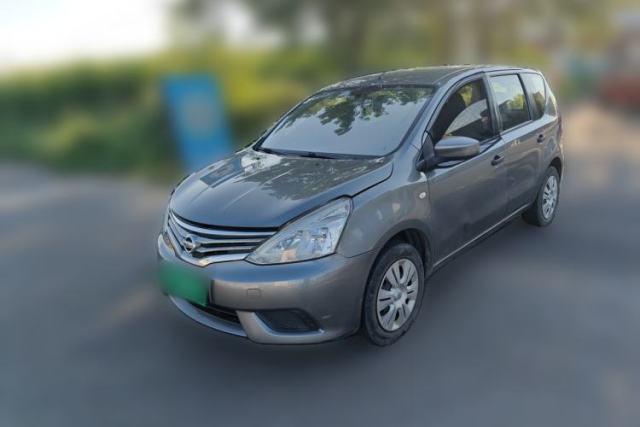 Ojetý Nissan Livina 2015 1.6XE Manual Comfort Edition