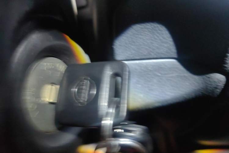 Used Nissan Livina 2015 1.6XE CVT Comfort Edition Vehicle Key