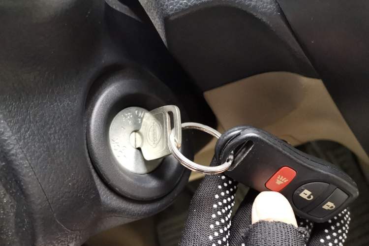 Used Nissan Livina 2015 1.6XE CVT Comfort Edition Vehicle Key